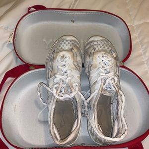 Nfinity vengeance cheer shoes